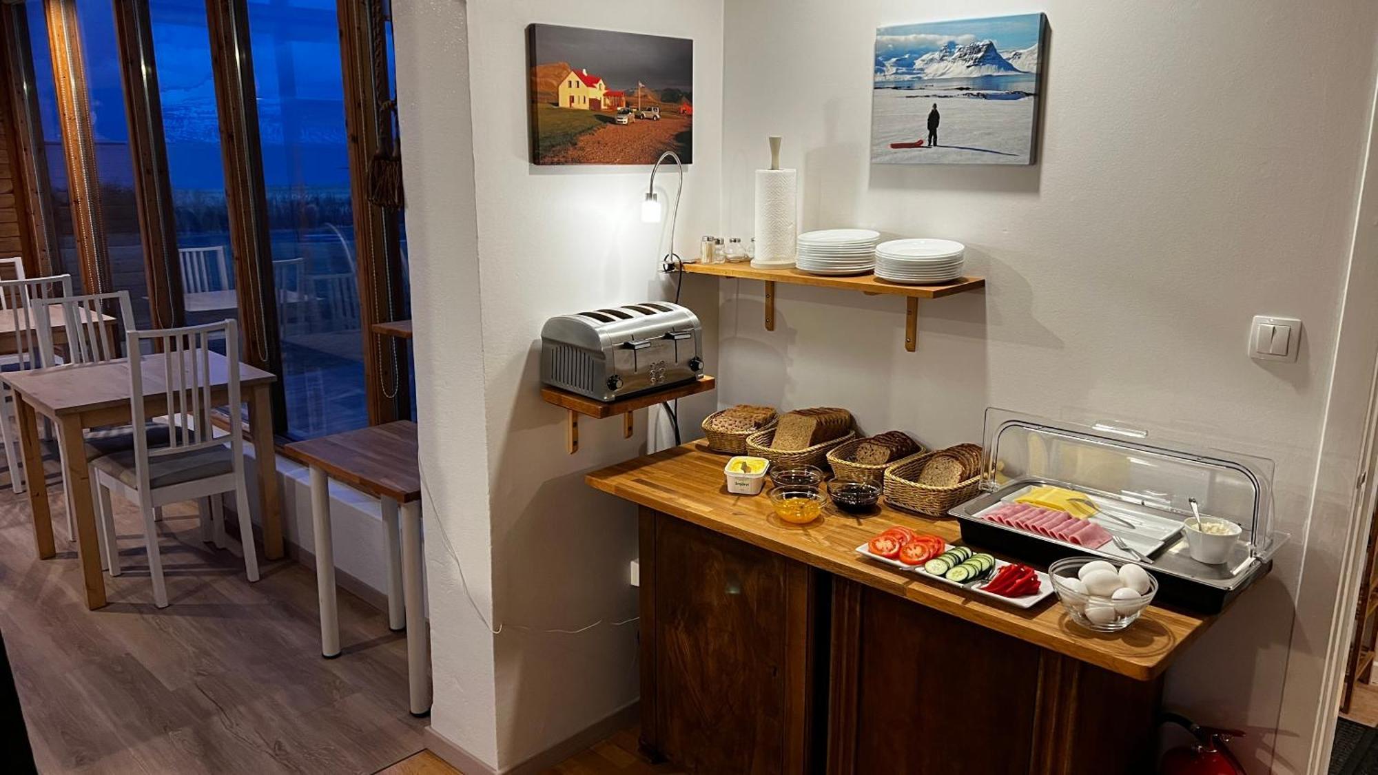 Sudur-Bar Guesthouse 그런다포르두 외부 사진